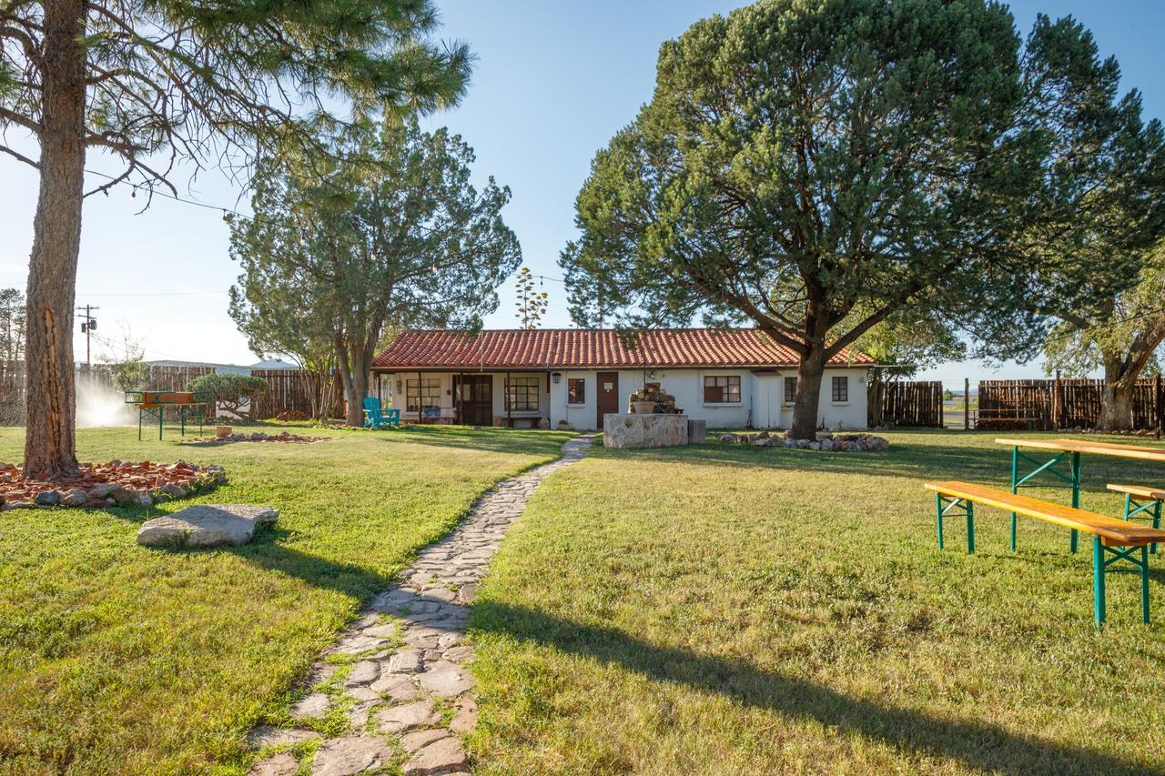 Antelope Lodge Alpine Exterior photo